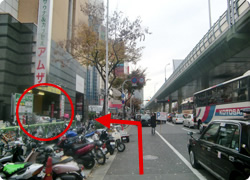 駐車場入り口